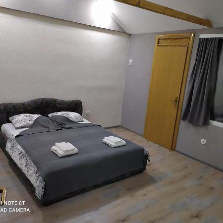 Lenilenii Bungalows ไยเซ ภายนอก รูปภาพ